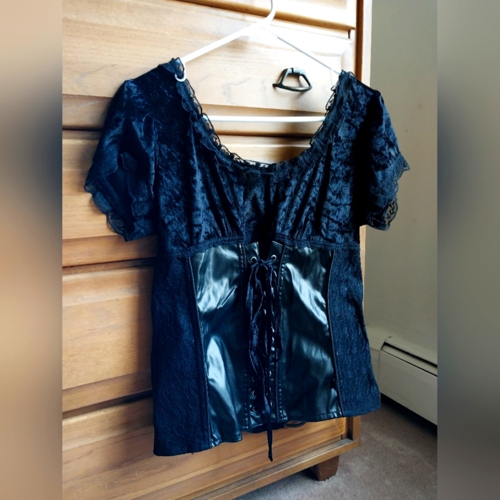 Vintage Tripp nyc Y2K velvet, lace & pleather corset bodice top - Picture 4 of 9